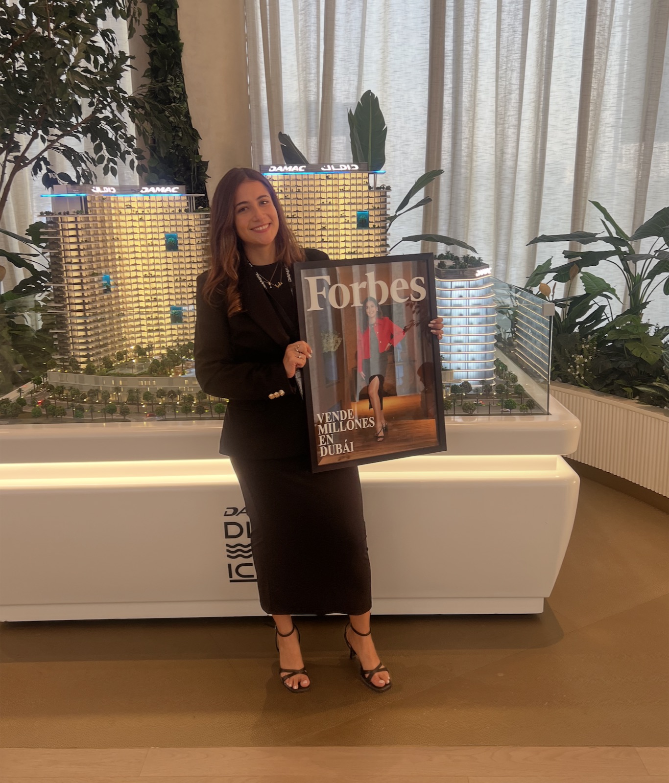 María, la ecuatoriana experta en Real Estate en Dubái.