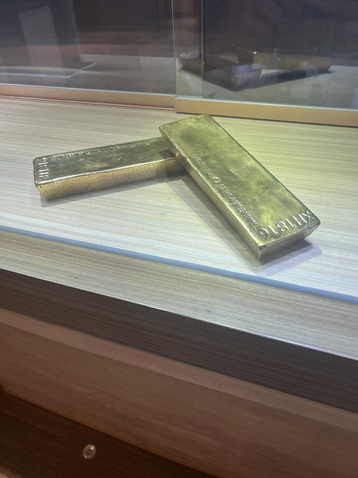 Un lingote de oro expuesto en Dubái.